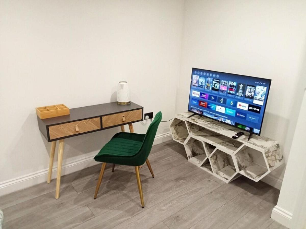 Sea Breeze Newhaven Appartamento Esterno foto