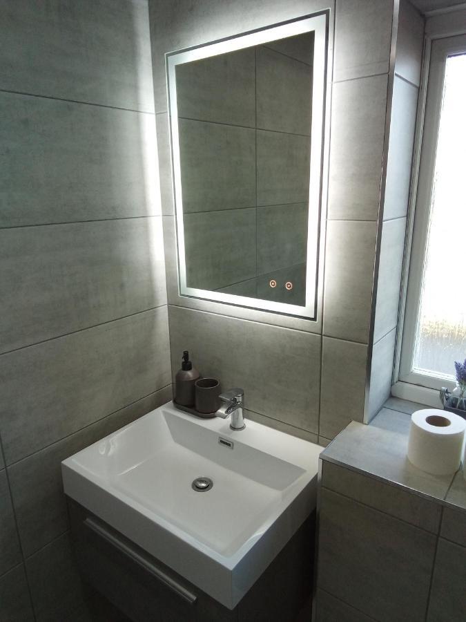 Sea Breeze Newhaven Appartamento Esterno foto