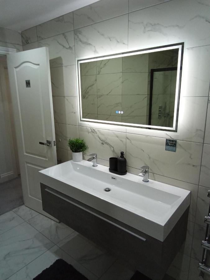 Sea Breeze Newhaven Appartamento Esterno foto